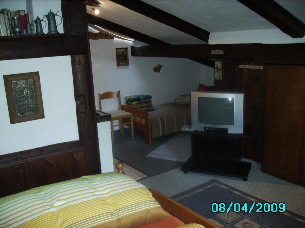 רייט אים וינקל Gaestehaus Eschenhof מראה חיצוני תמונה